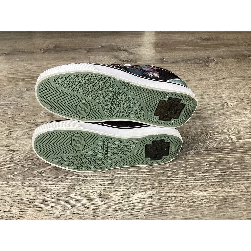 Heelys Pro 20 Prints Boys 5 Mandalorian Star Wars Black Bison Lily Pad Sneaker
